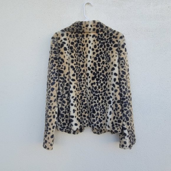 WILD PEARL Leopard Print Faux Fur Jacket Size Large - Picture 3 of 9